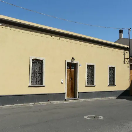B&B Nurachi فندق مبيت وإفطار 3*